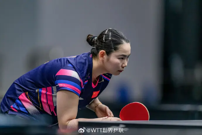 中国女乒大捷! 3-0、3-1，石洵瑶、何卓佳包揽女子单打冠亚军