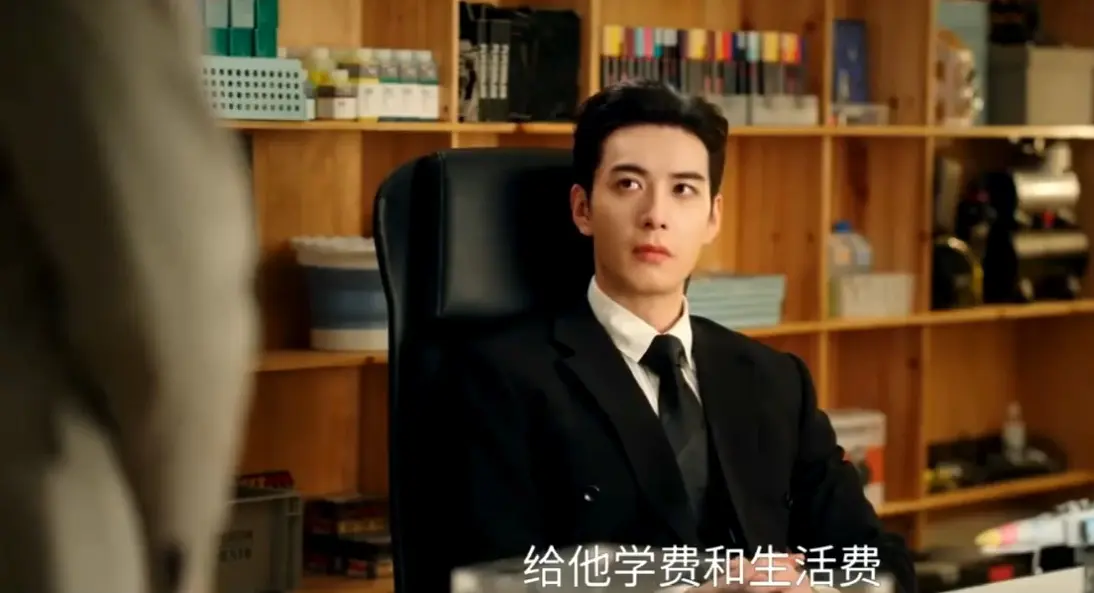 《突然的喜欢》第8-9集预告：林欢儿强吻高海明，跟没分掉的男朋友区晓觉的关系也爆雷了