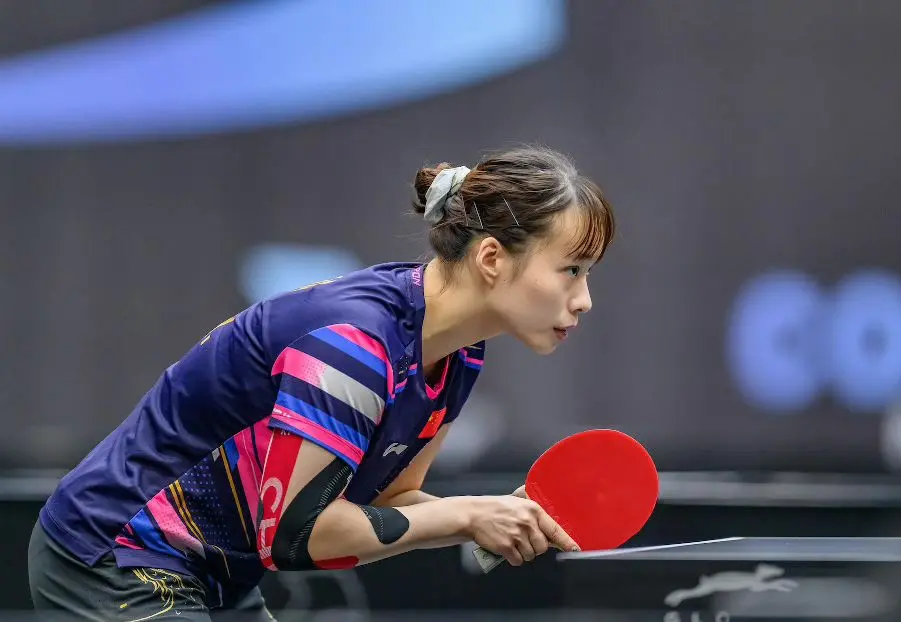 国乒新年首个女单冠军诞生!头号种子大获全胜：石洵瑶4-0何卓佳