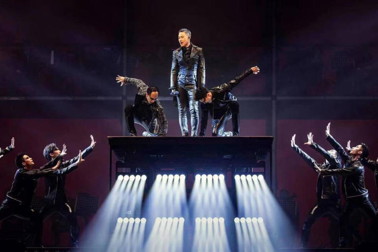 64岁张学友罕见谈两个女儿：要不是她们，我根本不会讲英文