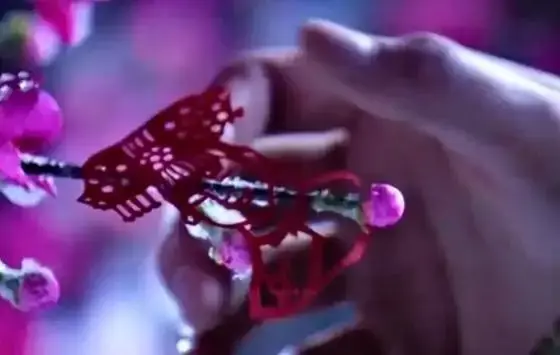 重温《甄嬛传》才明白，倚梅园的四人相遇其实更像是一场“乌龙”