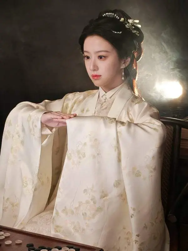 白鹿接棒《玉茗茶骨》娜扎继续宅斗！ 9部2026宅斗剧！ 2部翻版《墨雨云间》重生看不腻