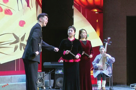 咚咚锵，咚咚锵…每周五，长子鼓书在这里准时开演