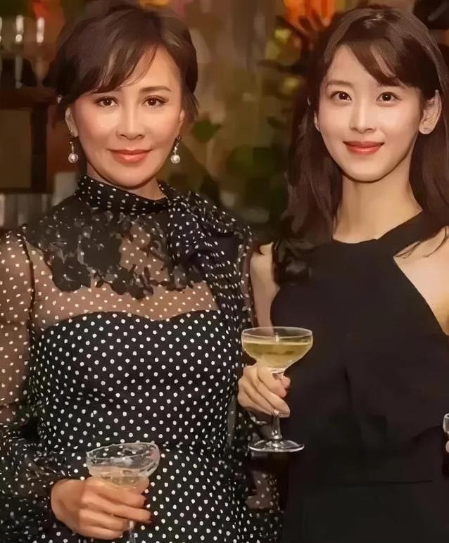 梁朝伟频赴日本竟是为社恐充电，刘嘉玲坦言背后真相