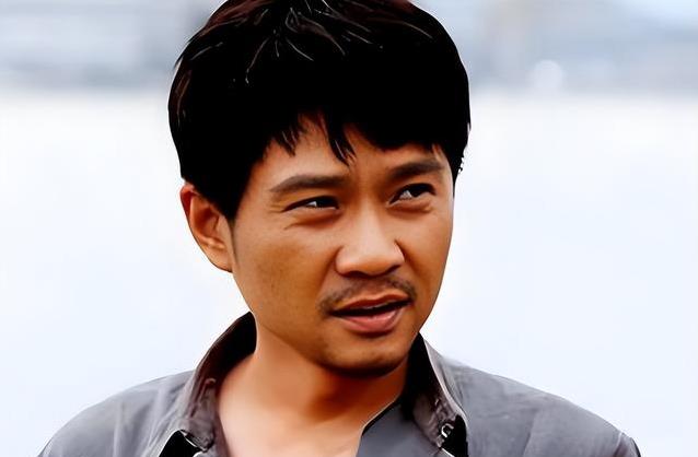 任帅戏红人不红，娶貌不惊人妻子却恩爱24年，这才是人生赢家?