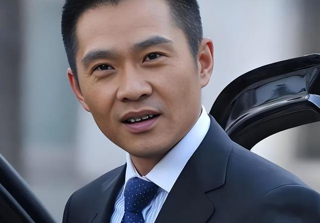 任帅戏红人不红，娶貌不惊人妻子却恩爱24年，这才是人生赢家?