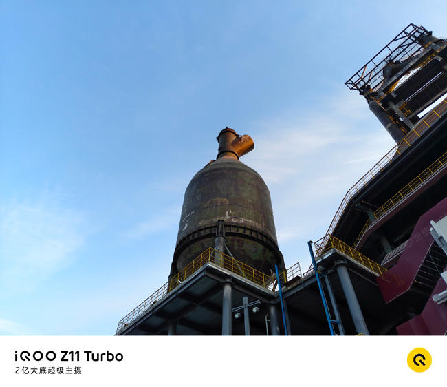 舒适手感与满血性能全都要： iQOO Z11 Turbo评测