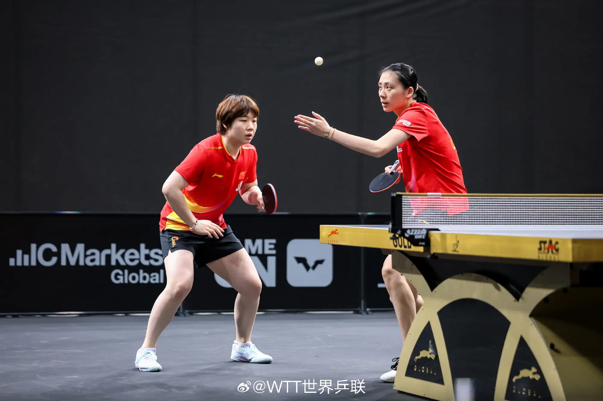 蒯曼双线进四强! 搭档陈垣宇3-0林钟勋申裕斌，国乒男双剩一对