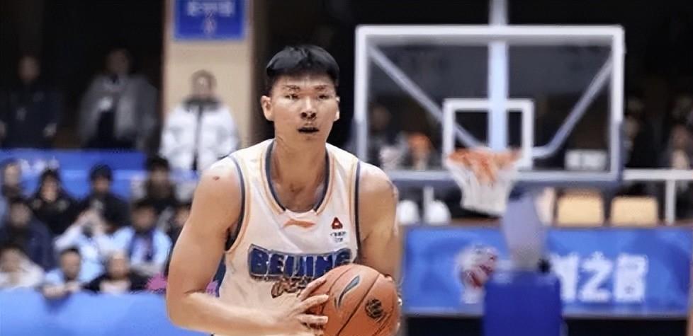 北京周琦眼部受伤，外加2内线伤停，后续内线咋办?