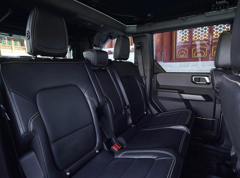 美式“方盒子”，原厂模块可拆可改，540°越野透明底盘+智能四驱