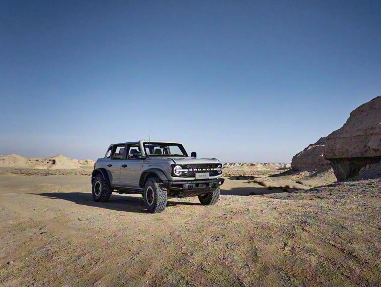 美式“方盒子”，原厂模块可拆可改，540°越野透明底盘+智能四驱