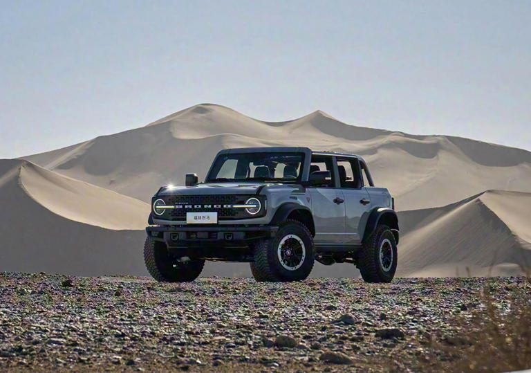 美式“方盒子”，原厂模块可拆可改，540°越野透明底盘+智能四驱