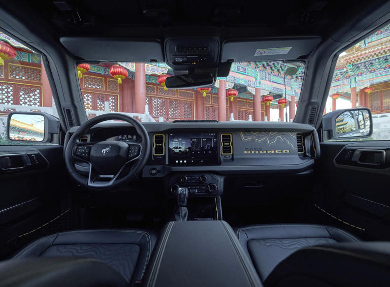 美式“方盒子”，原厂模块可拆可改，540°越野透明底盘+智能四驱