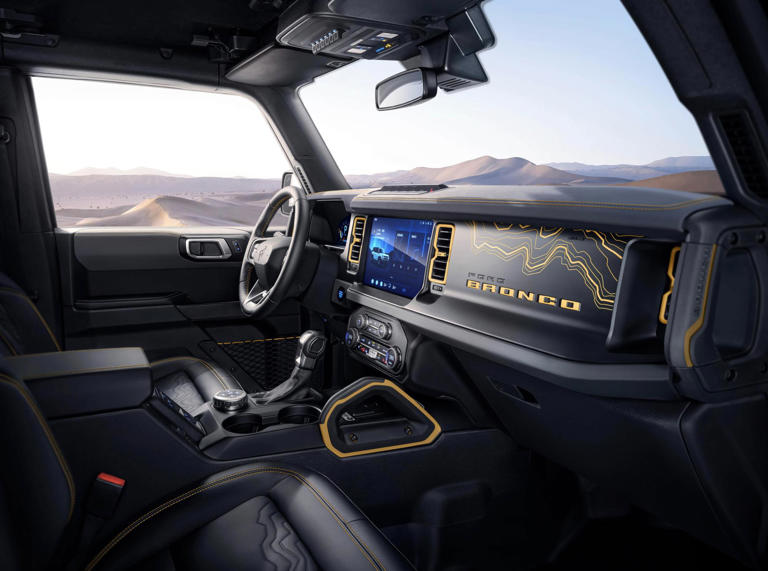 美式“方盒子”，原厂模块可拆可改，540°越野透明底盘+智能四驱