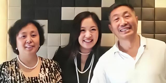 68岁老戏骨杜源现状：应聘幼儿园保安，被嫌年纪大遭对方劝退