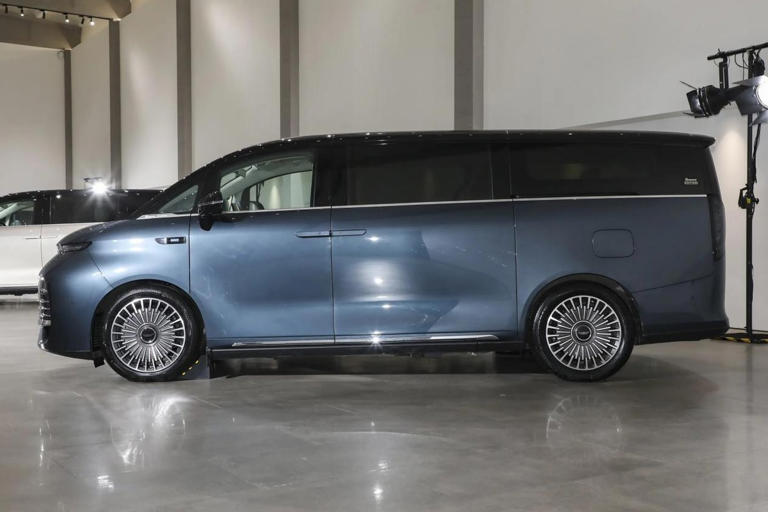 中高端MPV新选择，外观吸睛且有6/7/8座可选