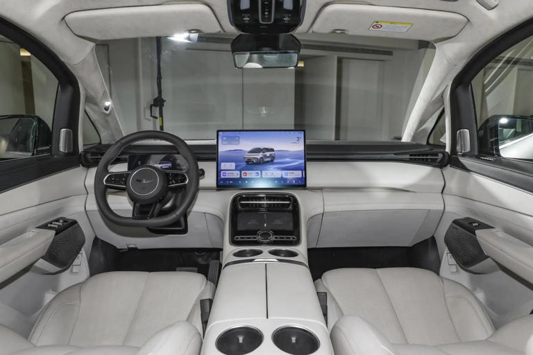 中高端MPV新选择，外观吸睛且有6/7/8座可选