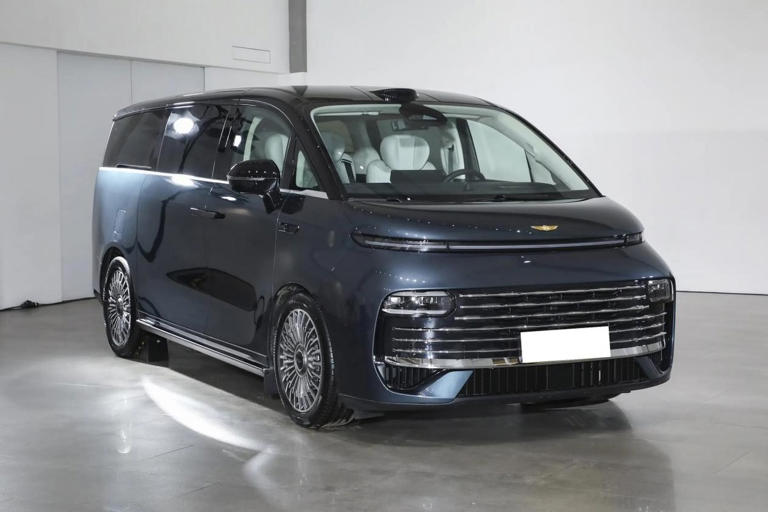 中高端MPV新选择，外观吸睛且有6/7/8座可选 