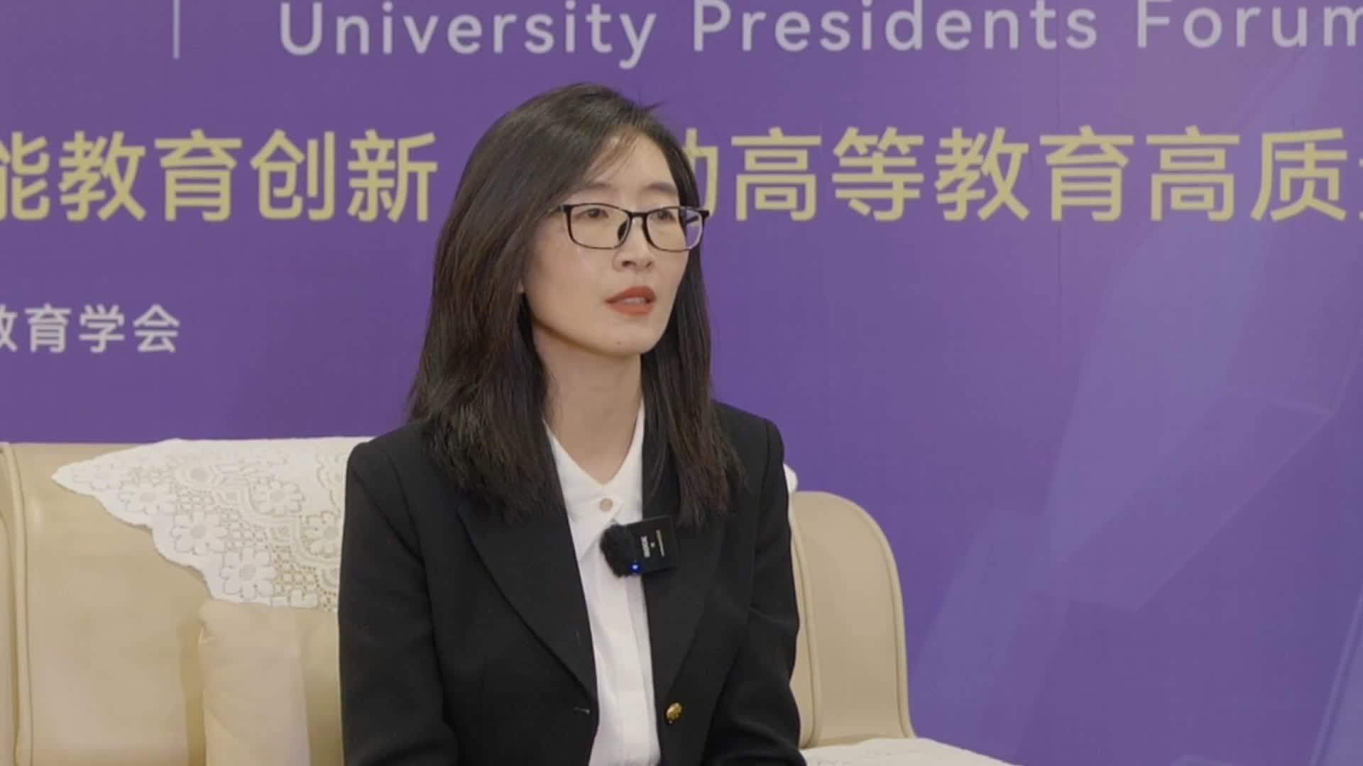 王杨：构建师生与AI智能体优势互补的新生态