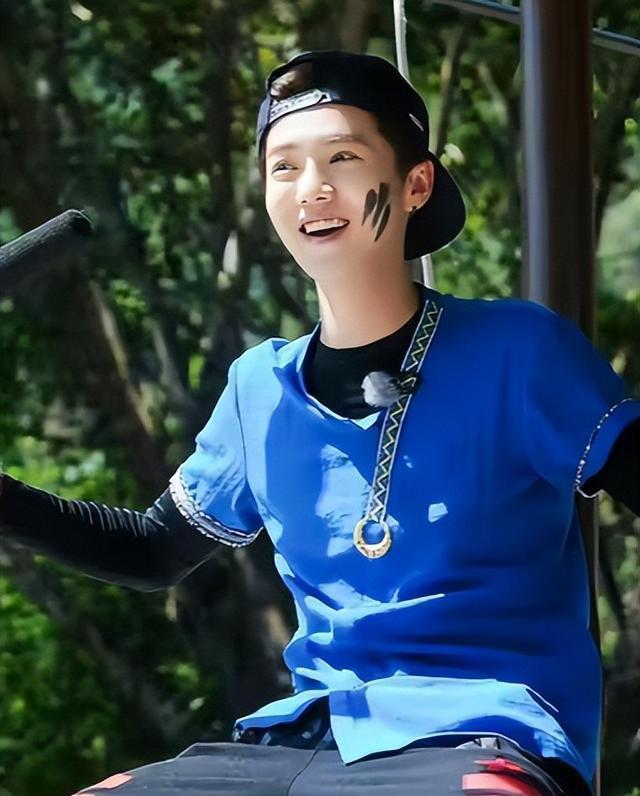 体面全无！鹿晗商务疑似“归零”，曾直播狂骂粗口被禁