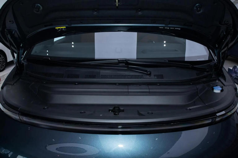 中高端MPV新选择，外观吸睛且有6/7/8座可选