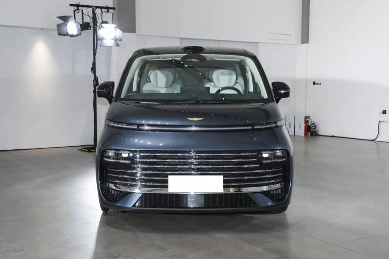 中高端MPV新选择，外观吸睛且有6/7/8座可选