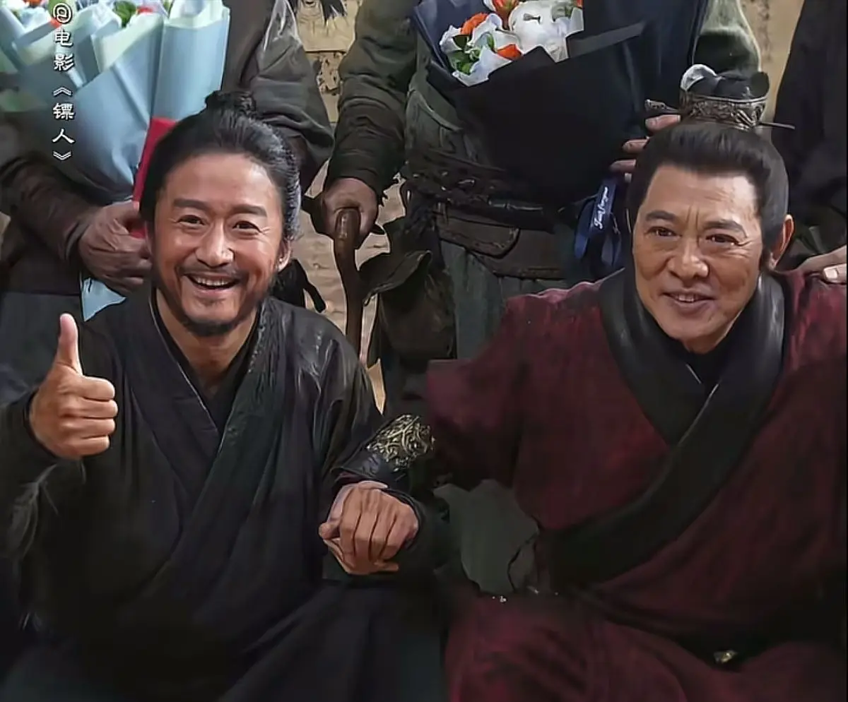 李连杰一声“儿子”，全网泪目，谢苗的32年，是中国功夫片的倔强