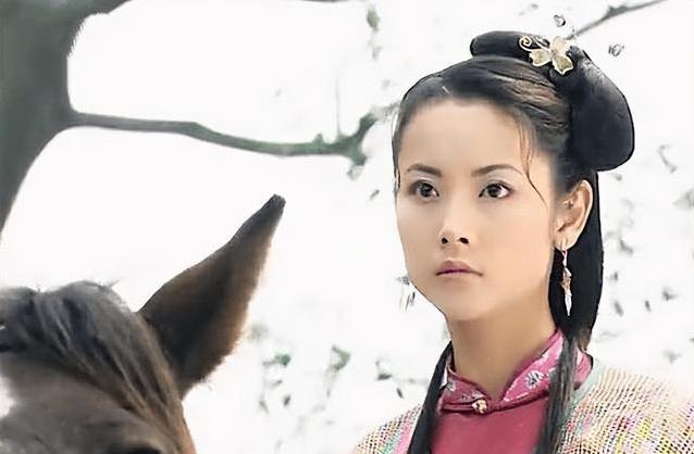 杨明娜41岁嫁“丑男”煮夫，3年后对簿公堂离婚，如今现状如何？