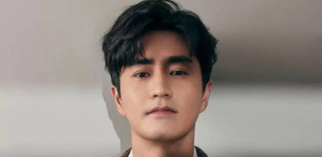 叹!杨玏王玉雯五年爱成过往，成熟分手后各自逐梦前行
