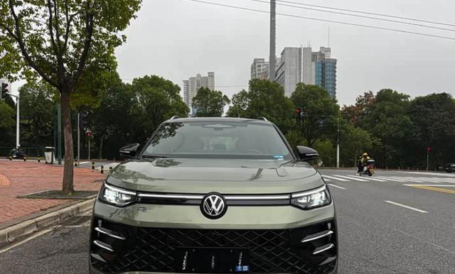 大众将“价格战”再升级！探岳L降幅达6.99万，不比本田CR-V香？
