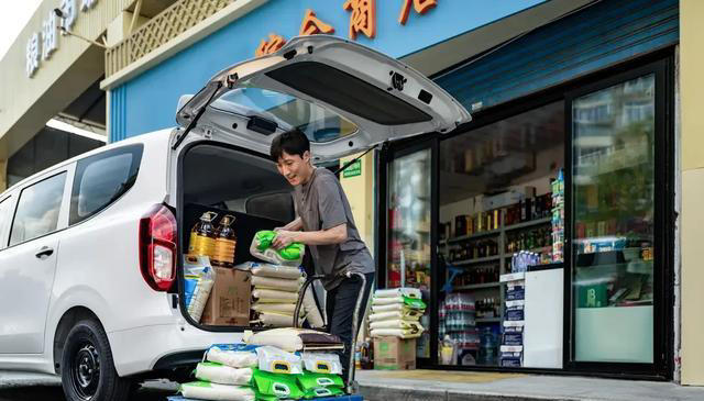 7万级纯电“六边形战士”：五菱缤果S凭均衡实力，成为务实之选