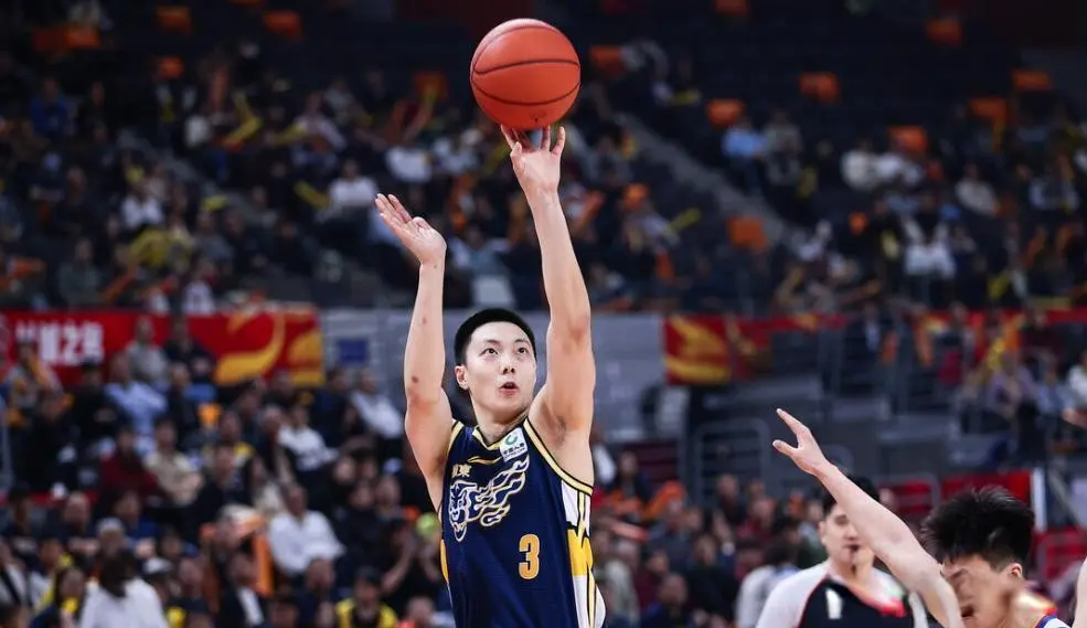 广东对阵吉林大名单出炉 徐杰焦泊乔不打 张文逸复出 内线有压力