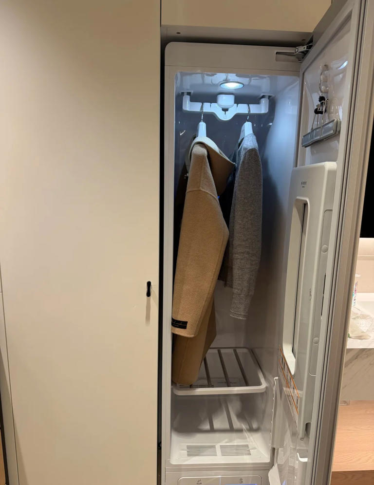 回家脱下来的衣服别再扔沙发上了！学学上海人的做法，那才叫高级