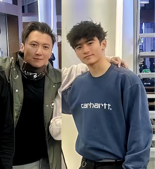 张柏芝带大儿子逛宜家，Lucas插兜气质超像谢霆锋 母子俩像同龄人