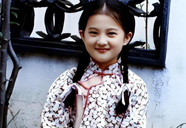 45岁金铭现状曝光，住着豪宅不婚不育，曾被贾静雯破口大骂