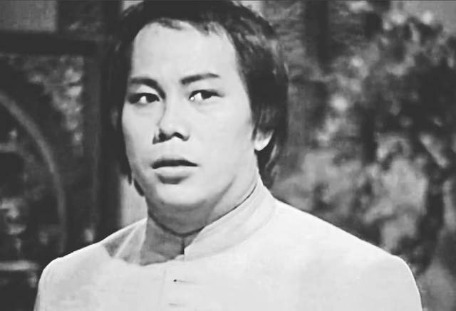  梁小龙去世后再遭利用！曝徒弟控制其账号牟利造谣，遗孀发声痛斥