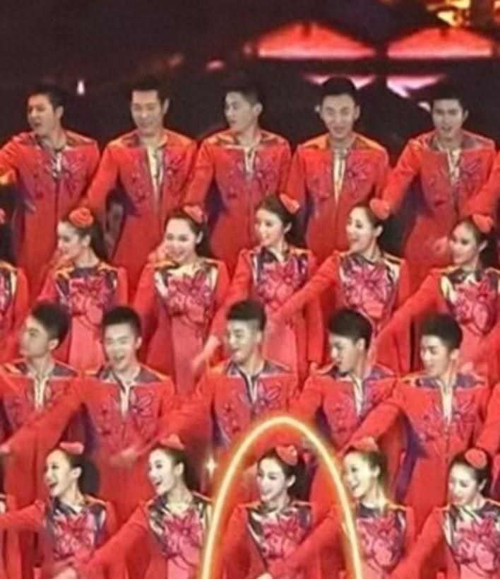 马年春晚，相隔12年，马凡舒竟然上了两次? 是巧合还是天选之女?