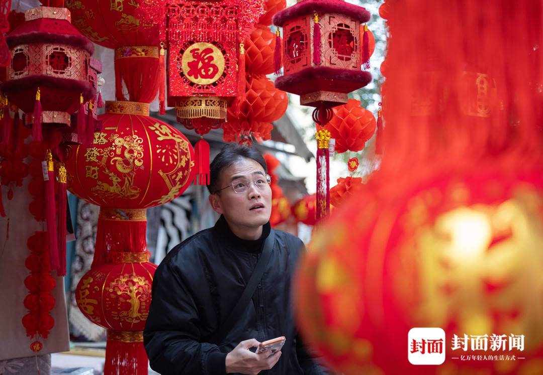 年味渐浓，新春饰品热销｜新春走基层