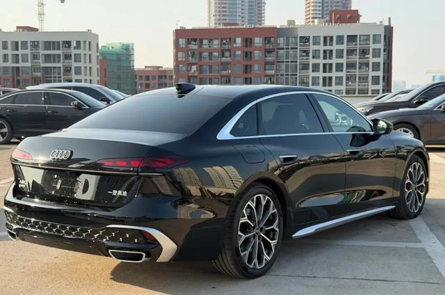 如果你正在看40万级行政轿车，全新A6L有些变化值得认真了解一下