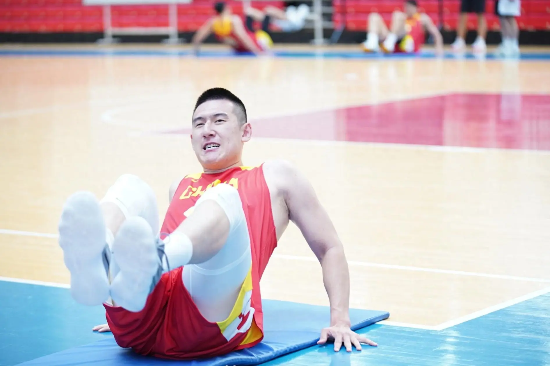 4人告别国家队! 付豪输给两人，周琦队友没位置，李祥波任务结束