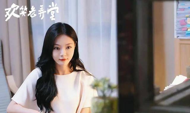 分享一部开播成黑马的喜剧，全员都是实力派演员，熬夜追不过瘾