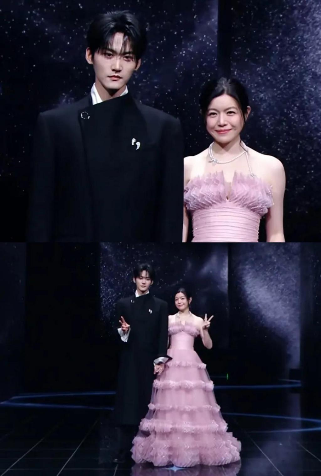 微博之夜红毯：舒淇好美，姚晨裙子看不懂，李宇春难得没压轴出场