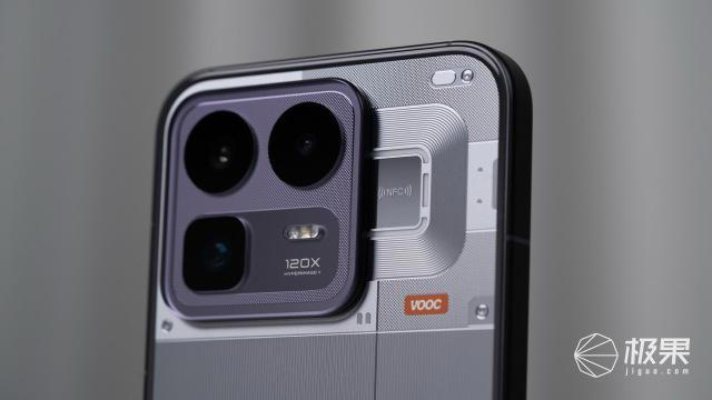 真我 Neo8真机上手：性能、质感、续航全在线的水桶机