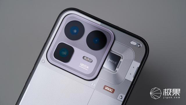 真我 Neo8真机上手：性能、质感、续航全在线的水桶机