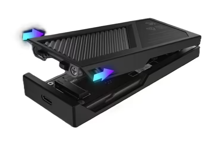 华硕ROG Strix Aiolos移动固态硬盘盒，20Gbps高性能