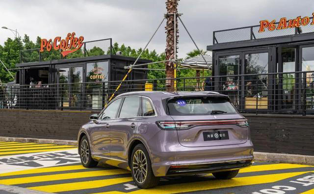 既要智能、又要续航和空间，零跑C10和尚界H5谁是家用SUV首选？