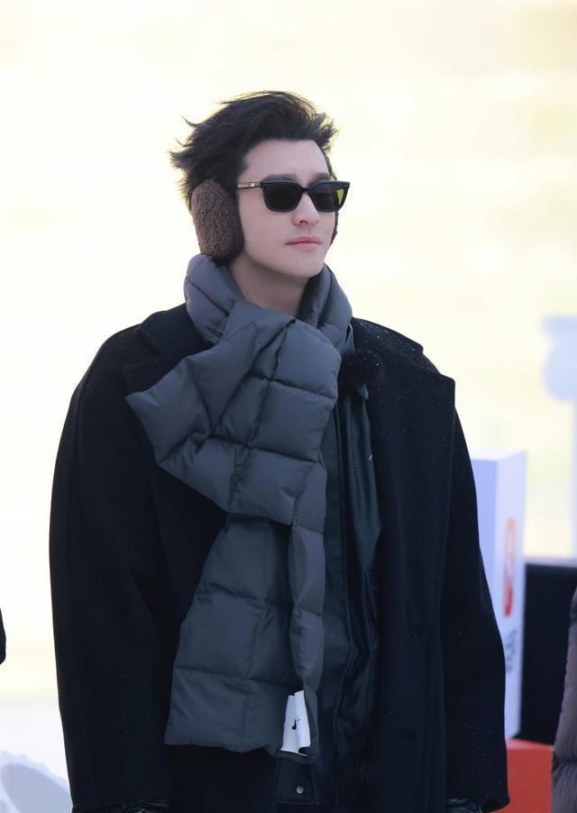 从好命哥到黑天鹅，黄晓明把东北之旅玩成了喜剧片