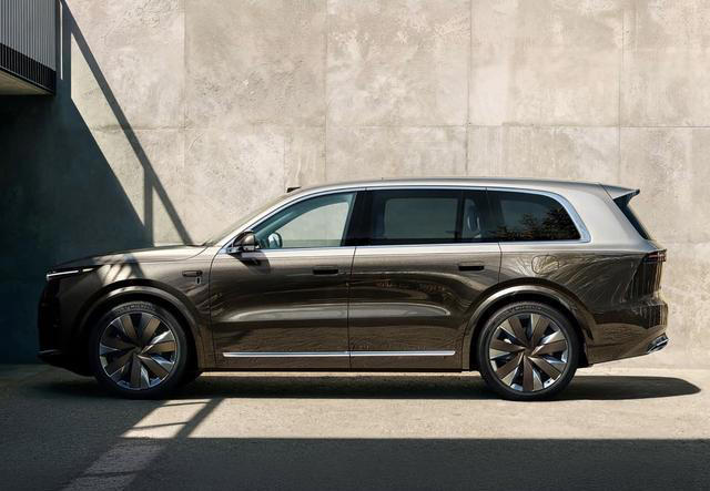 理想L9 Livis官图发布，增加侧向固态激光雷达，预计二季度发布