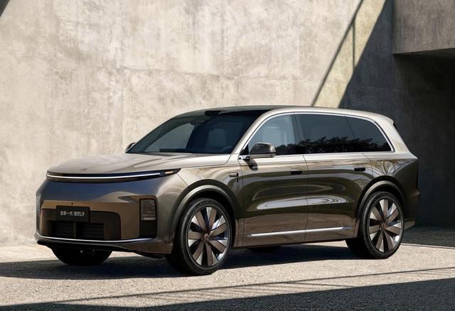 理想L9 Livis官图发布，增加侧向固态激光雷达，预计二季度发布