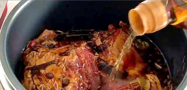 卤牛肉，不要直接下锅煮，教你正确做法，牛肉鲜嫩入味，不柴不腥